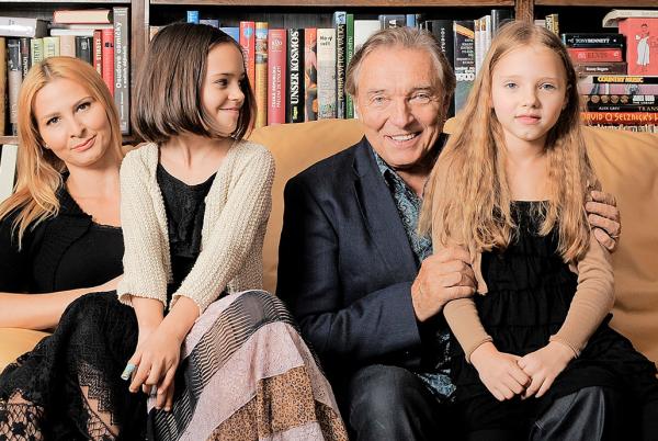 Karel Gott, manželka Ivana a dcéry Charlotte a Nelly